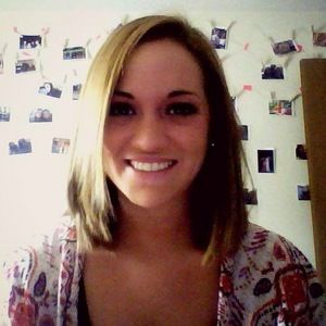 Meet your Posher, Alexis